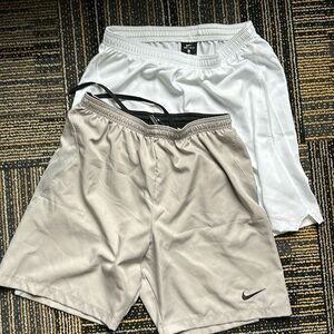 Nike Dri-Fit trainer shorts men’s size M 2 pair